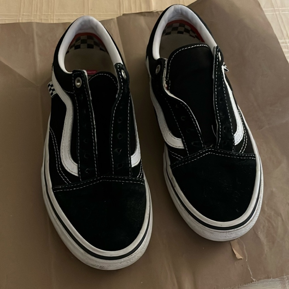 Vans black w/white mens size 6